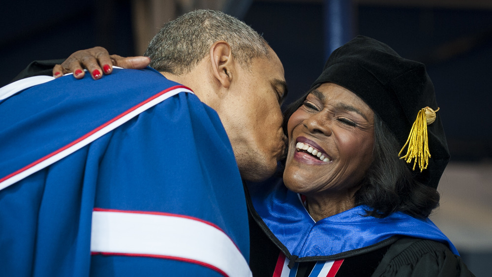Barack Obama kissing Cicely Tyson