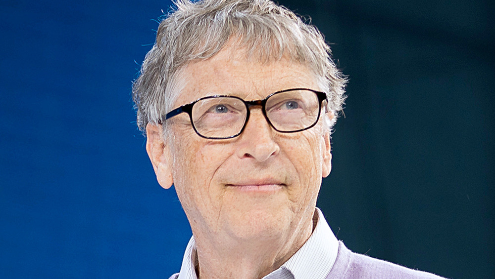 Bill Gates wears glasses at a 2019 event 