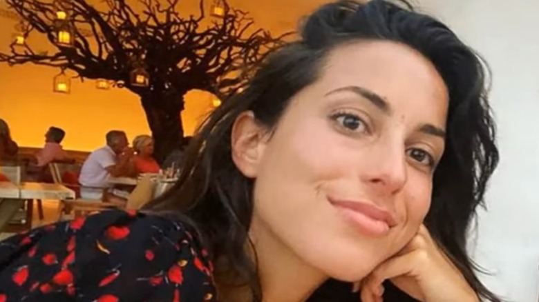 Ines de Ramon smiling selfie