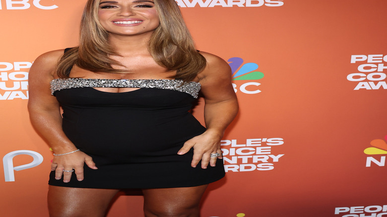 Jessie James Decker on red carpet