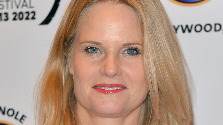 Joelle Carter wearing pink lips