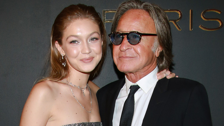 Gigi and Mohamed Hadid posing for a picture
