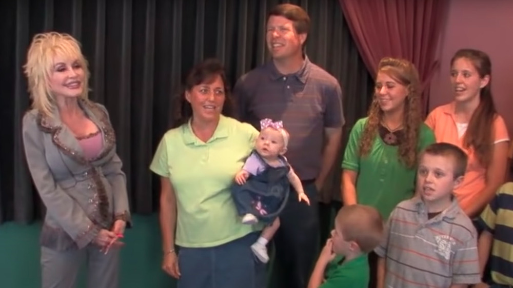 Dolly Parton meeting the Duggar family