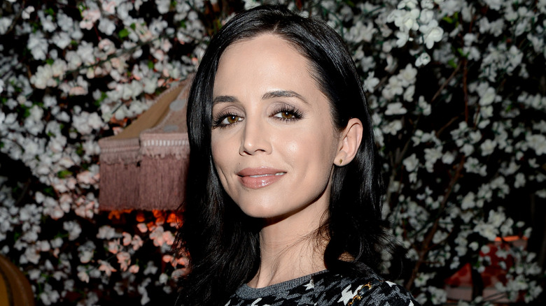 Eliza Dushku smiling