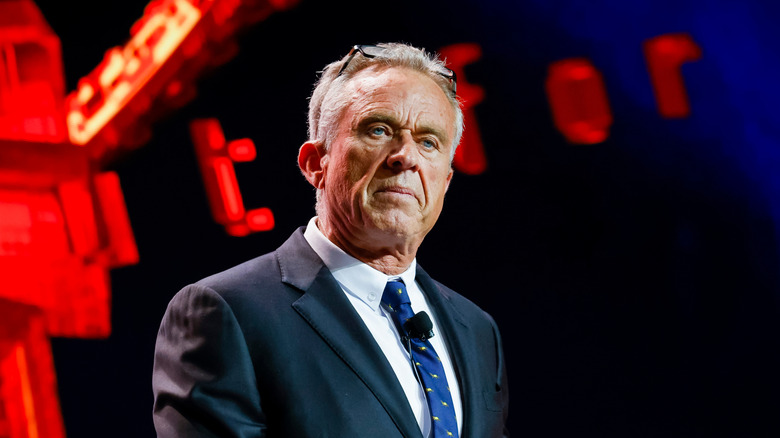 Robert Kennedy Jr. speaks on stage