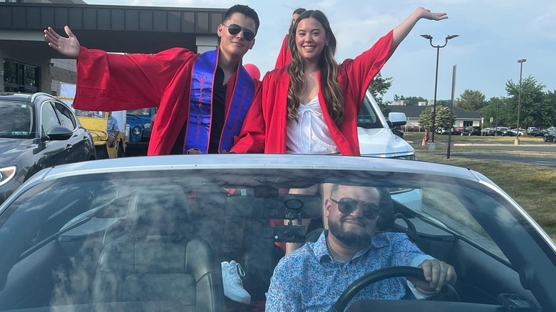 Collin, Hannah, and Jon Gosselin smiling