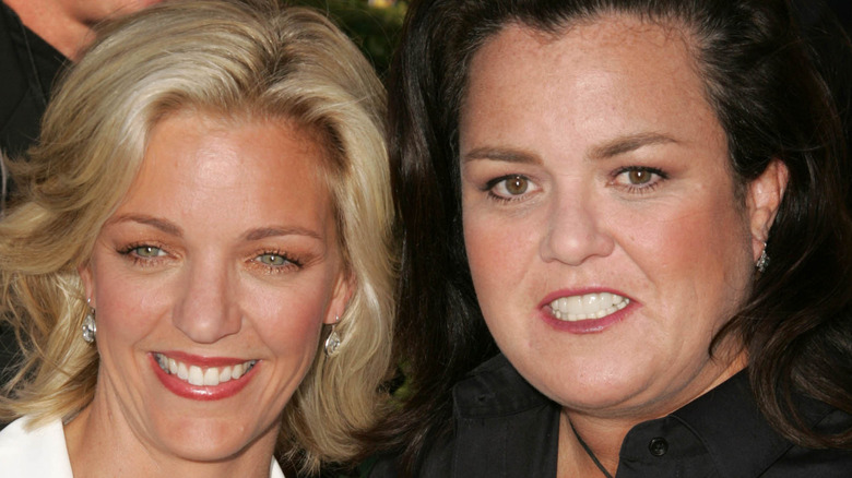 Rosie O'Donelle and Kelli Carpenter smiling