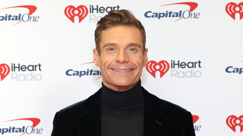 Ryan Seacrest looks considerably thinner in December 2025
