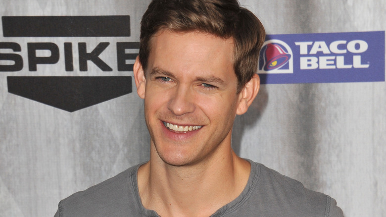 Bryce Johnson smiling 