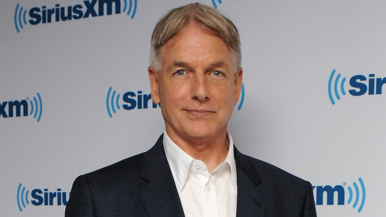 Mark Harmon in a suit