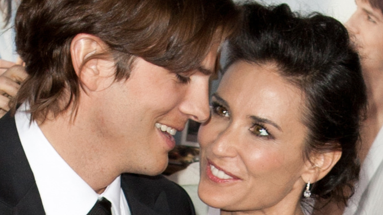 Ashton Kutcher, Demi Moore smiling