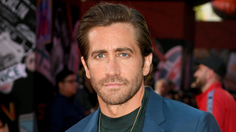 Jake Gyllenhaal posing