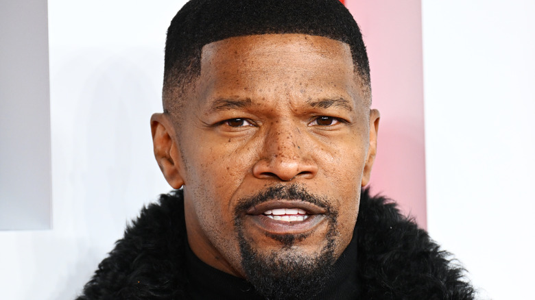 Jamie Foxx poses