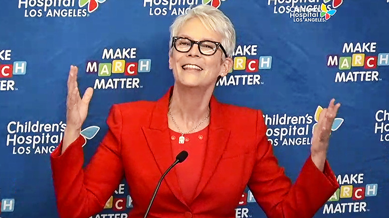Jamie Lee Curtis speaking at a charity gala