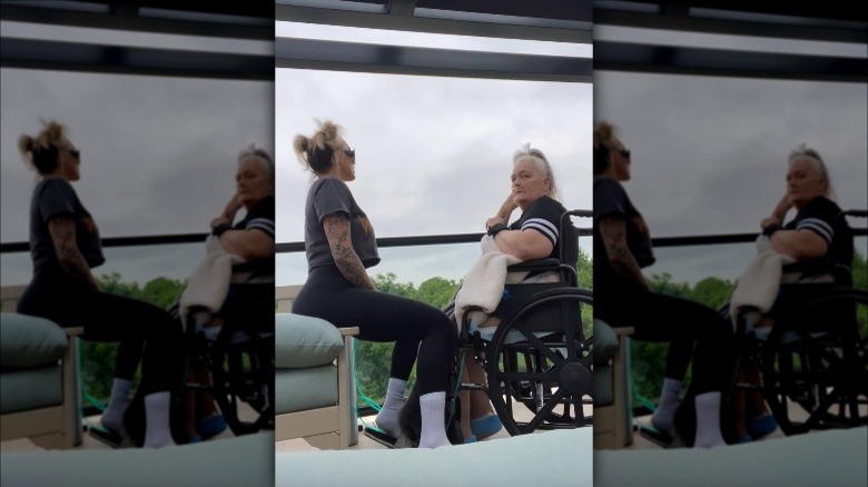 Bunnie Xo talks with Vanessa
