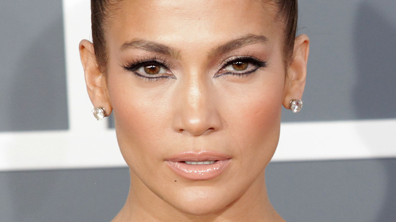 Jennifer Lopez eyeliner