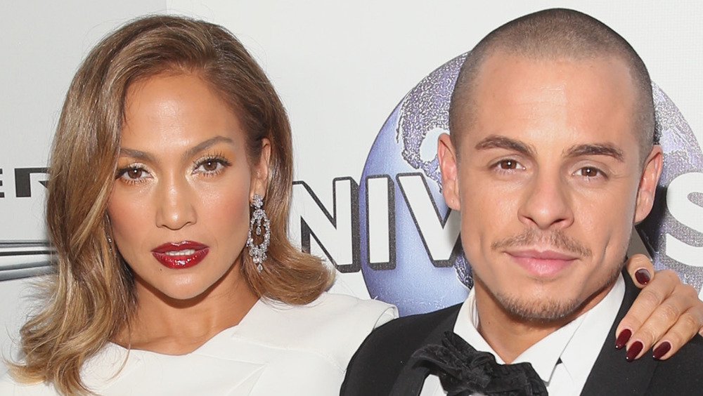 Jennifer Lopez poses with Casper Smart at an event before their breakup