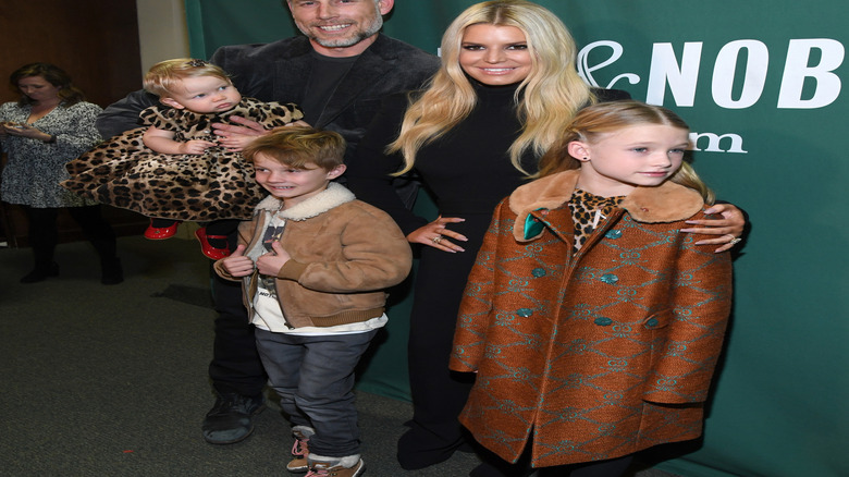 Jessica Simpson with family