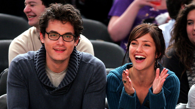 Minka Kelly and John Mayer at an NBA game in 2007