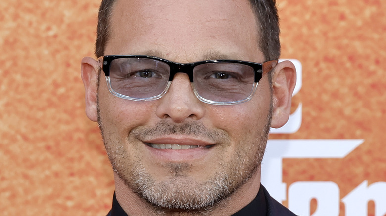 Justin Chambers smililng