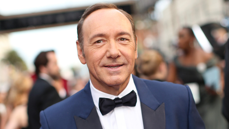 Kevin Spacey tuxedo smiling