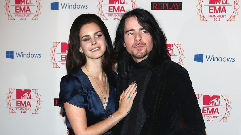 Lana Del Rey and Barrie-James O'Neill posing