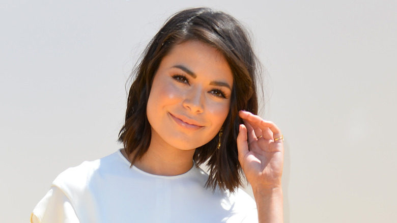 Miranda Cosgrove with a bob