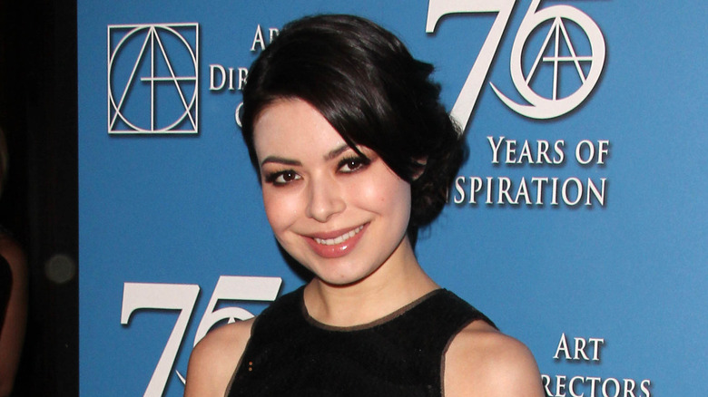 Miranda Cosgrove wearing black