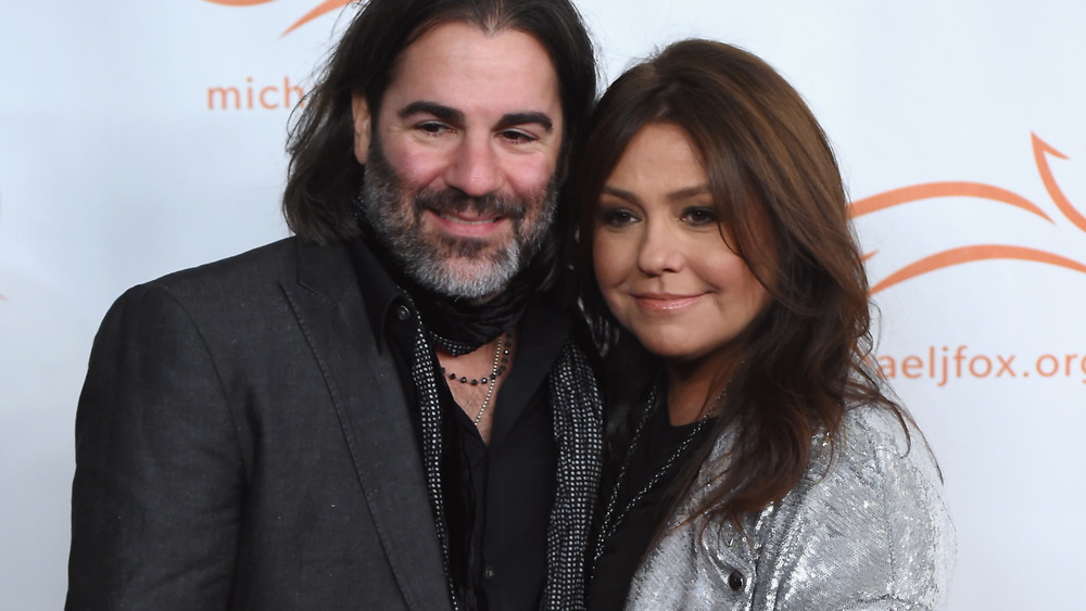Rachael Ray and John Cusimano pose on red carpet