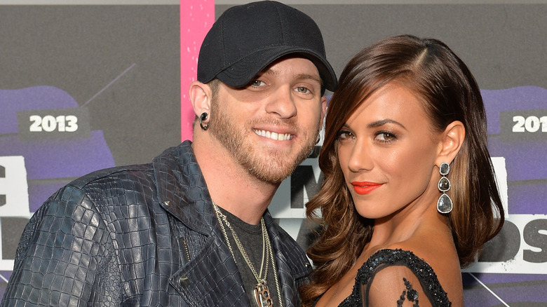 Jana Kramer and Brantley Gilbert posing in 2013