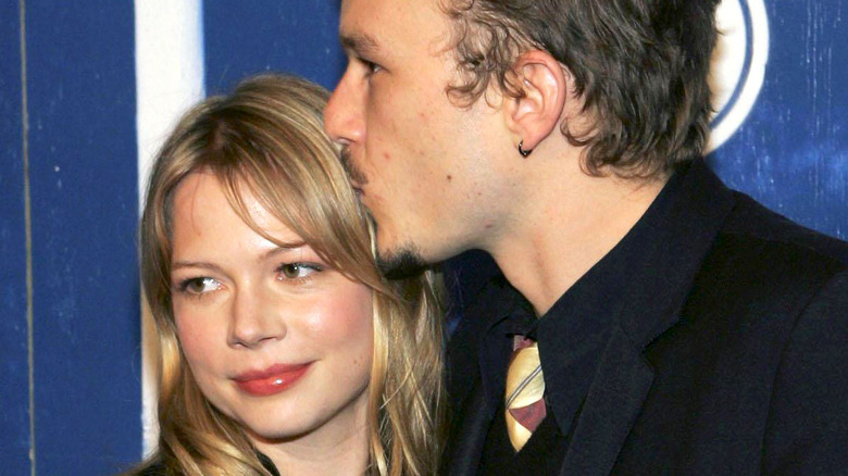 Heath Ledger kissing Michelle Williams