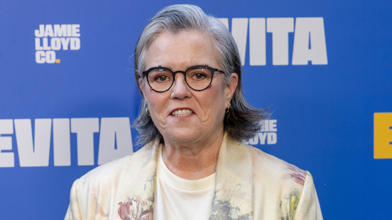 Rosie O'Donnell posing on the red carpet.