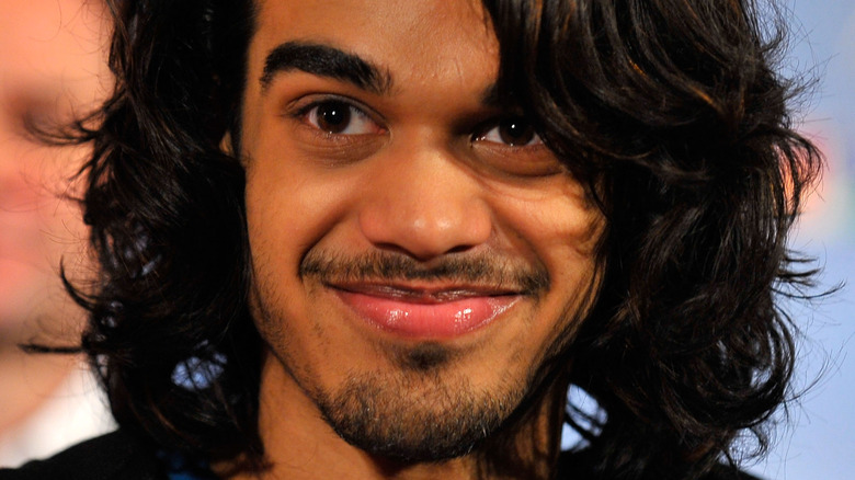 Sanjaya smiling in 2009