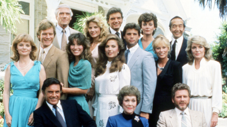 A 'Falcon Crest' cast photo