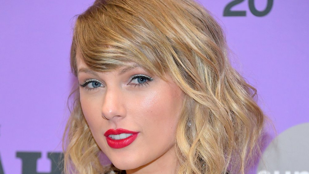 What Taylor Swift Really Looks Like Without All That Makeup