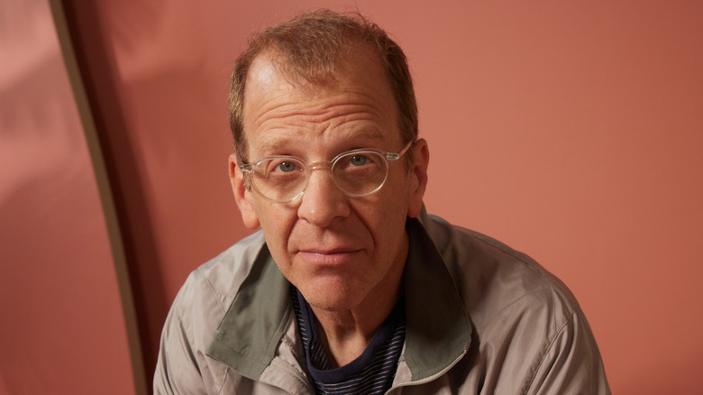 Paul Lieberstein posing