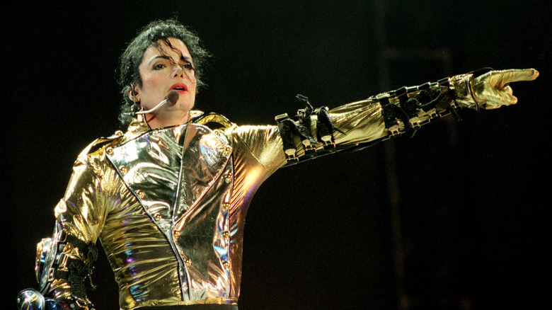 Michael Jackson in gold