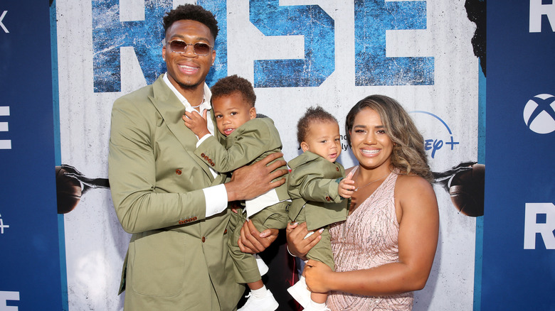 Giannis Antetokounmpo met Mariah Riddlesprigger red carpet