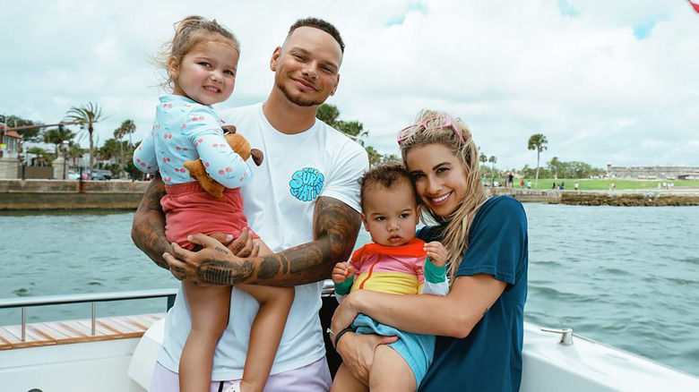 Kane Brown with family