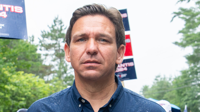 Ron DeSantis blue shirt