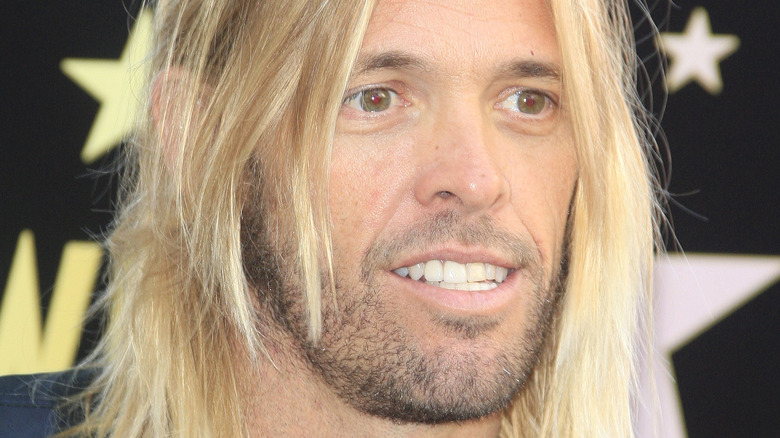 Taylor Hawkins on red carpet