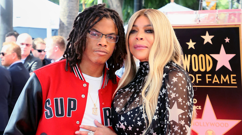 Wendy Williams and Kevin Hunter Jr. posing