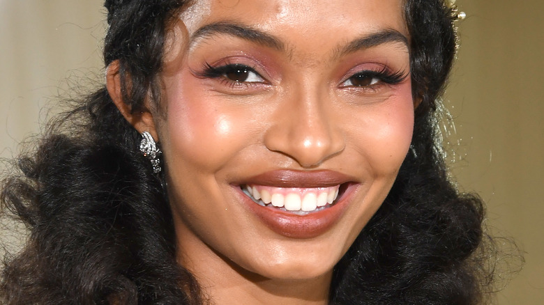 Yara Shahidi smiling