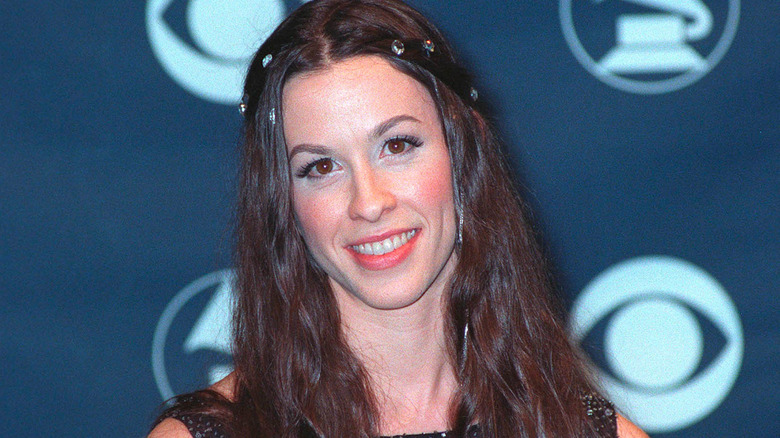 Alanis Morissette in 1999