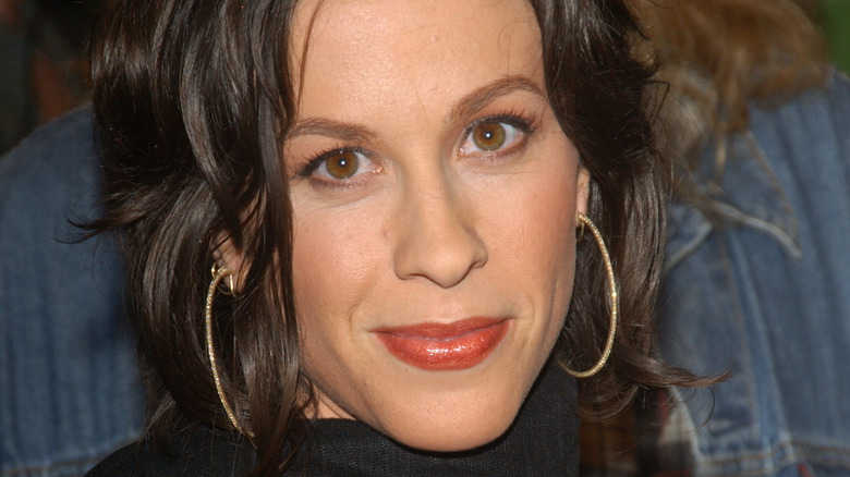 Alanis Morissette at an award show