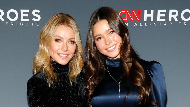 Kelly Ripa and Lola Consuelos at the 13th Annual CNN Heroes Gala at American Museum of Natural History