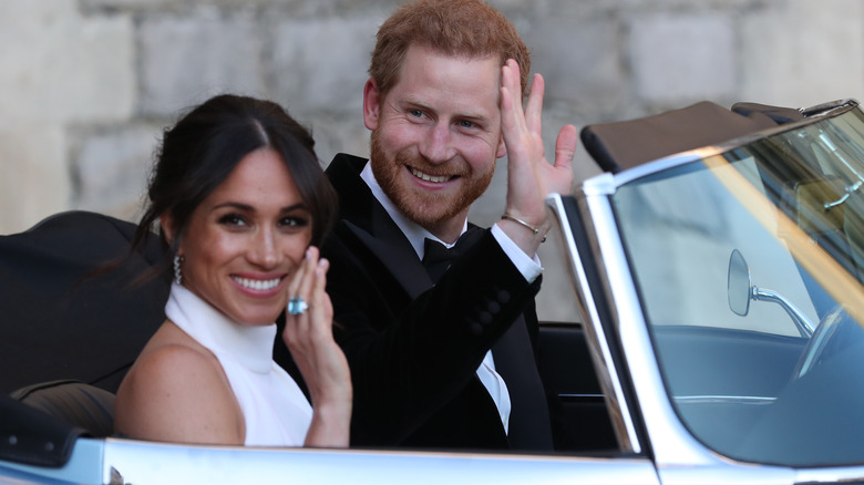 Meghan Markle, Prince Harry waving