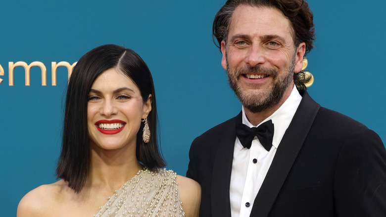 Alexandra  Daddario, Andrew Form smiling