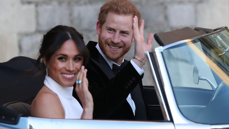 Meghan Markle, Prince Harry waving