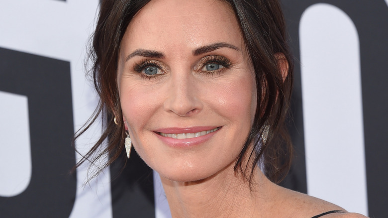 Courteney Cox smiling